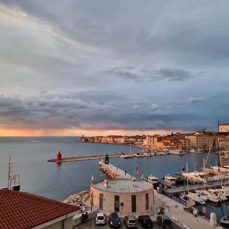 Apartment With A View Piran